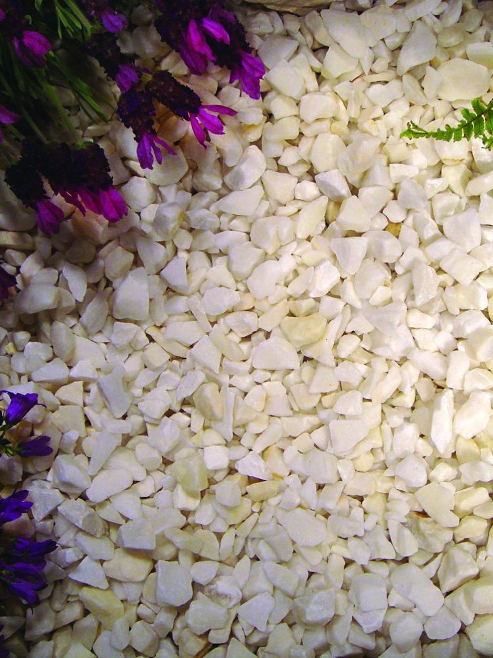 White stone chippings store bulk bag